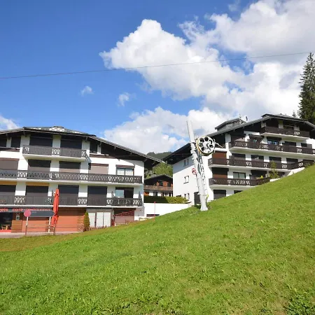 Avec Terrasse Au Pied Des Pistes, Centre Des Gets, 3 Etoiles, 6 Pers., Animaux Acceptes - Fr-1-623-280 Apartment